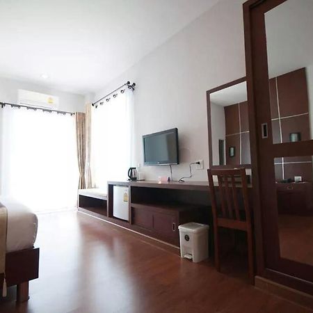 Fig Boutique Hotel Kamphaeng Phet Oda fotoğraf