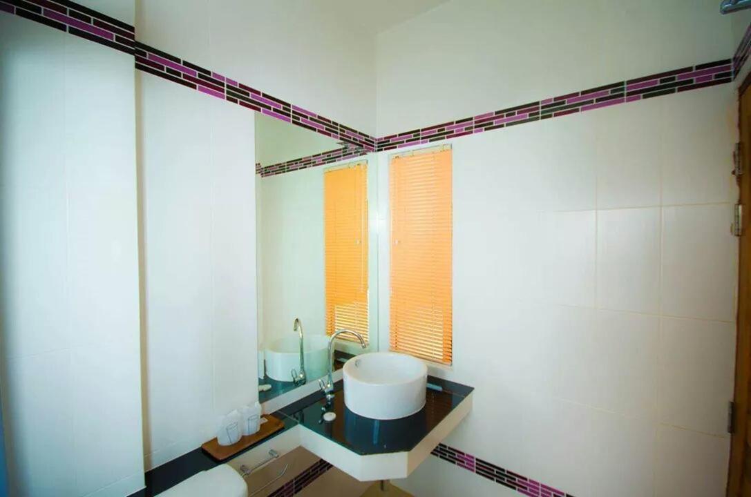 Fig Boutique Hotel Kamphaeng Phet Oda fotoğraf